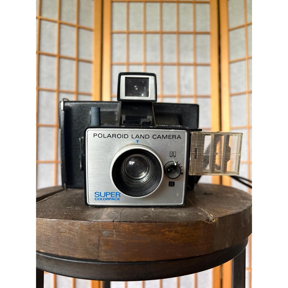 Vintage Polaroid Super Colorpack Land Camera w Flash Retro Instant Camera